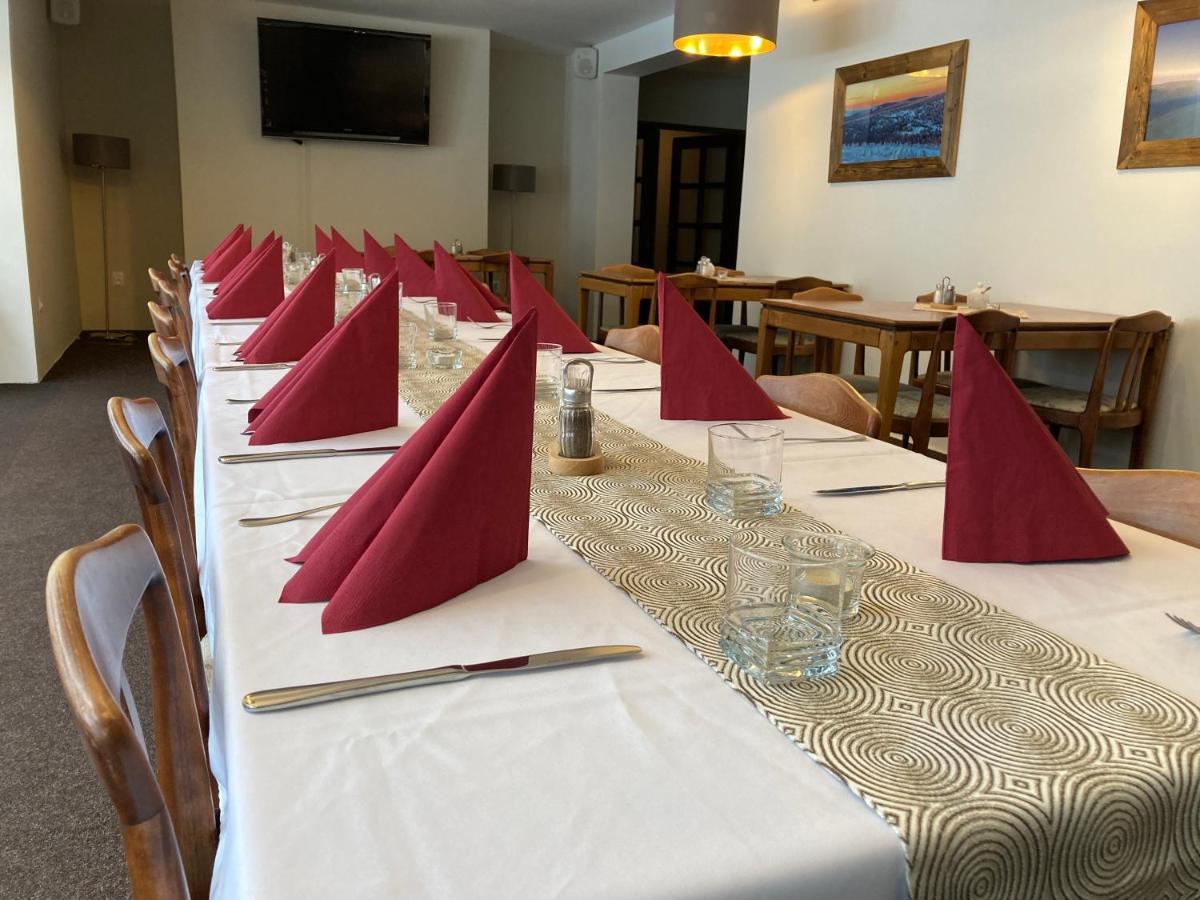 Hotel Stary Mlyn Jeseník Eksteriør bilde