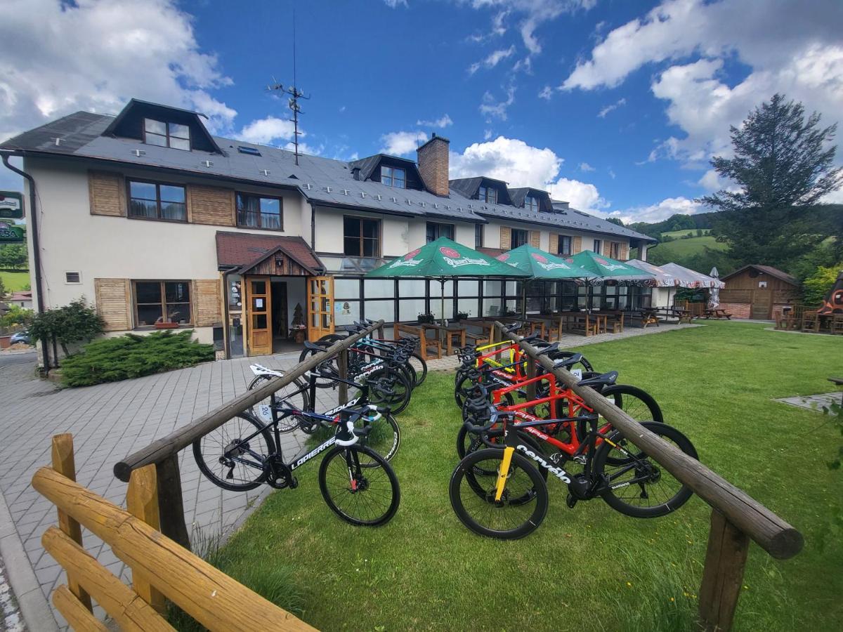 Hotel Stary Mlyn Jeseník Eksteriør bilde