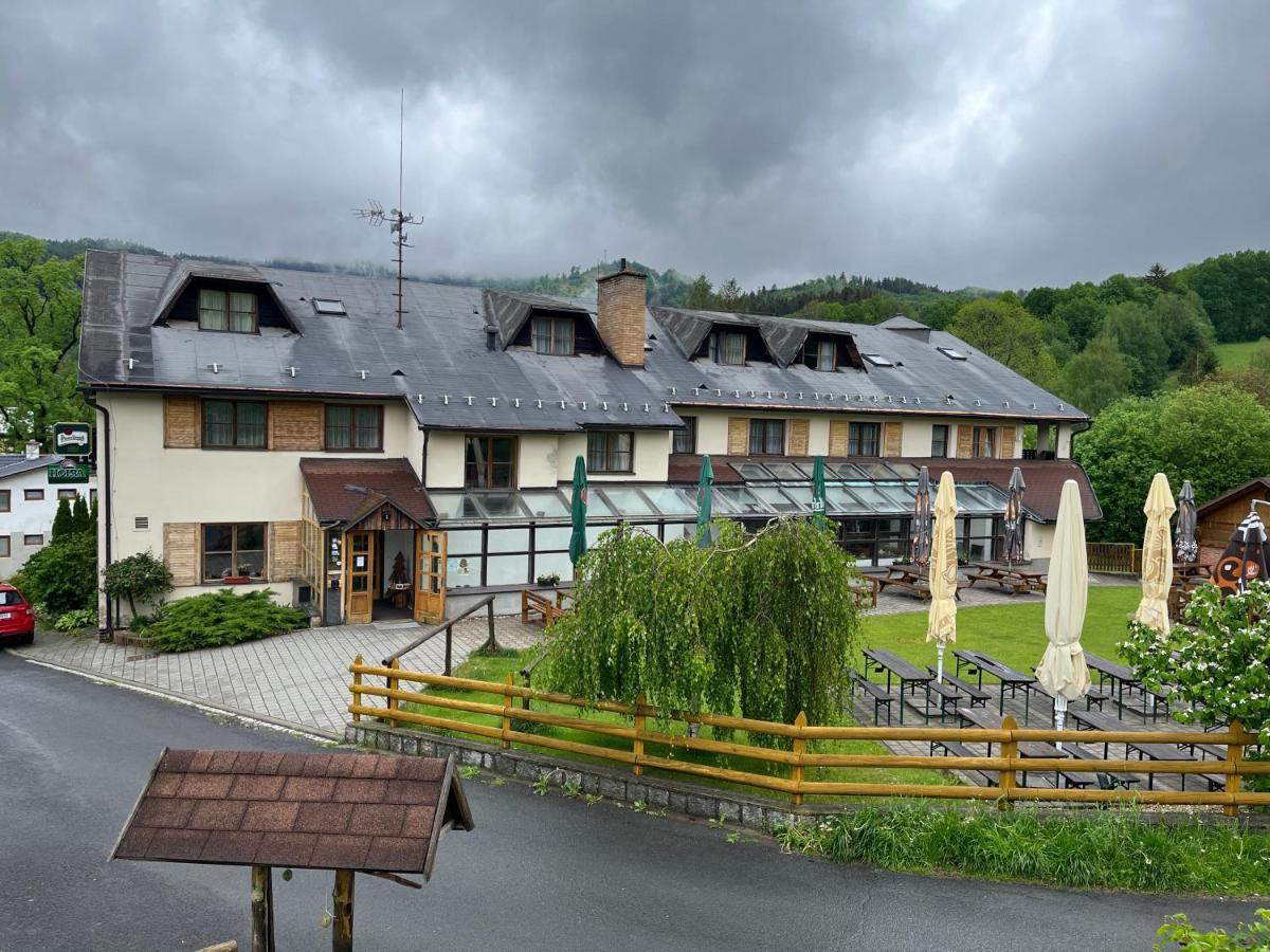 Hotel Stary Mlyn Jeseník Eksteriør bilde
